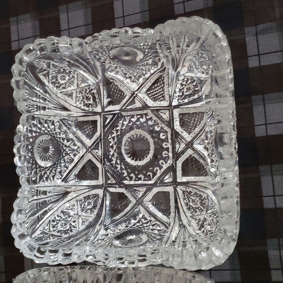 Square Vintage Pressed Glass Bowls by Nucut Lenox - Picture 5 of 5